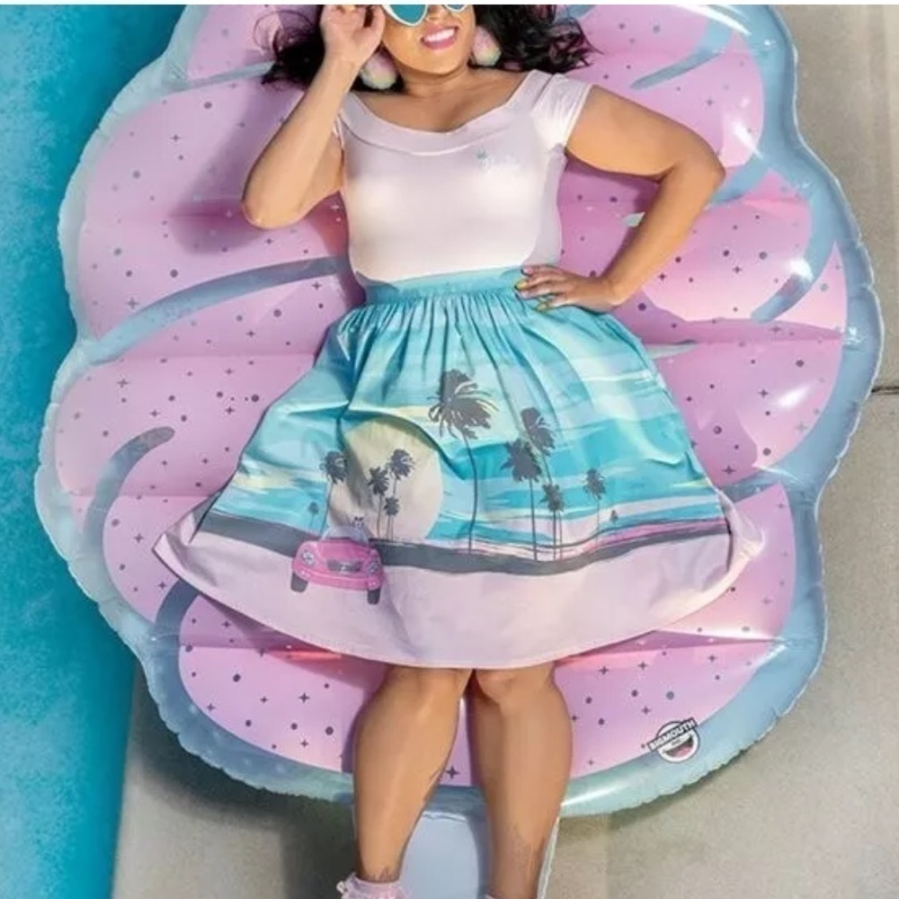 Stitch Shoppe By Loungefly Barbie Sunset Drive "Sandy" Skirt Sz M Kawaii